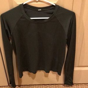 Swiftly Tech Long Sleeve Shirt - Size 6